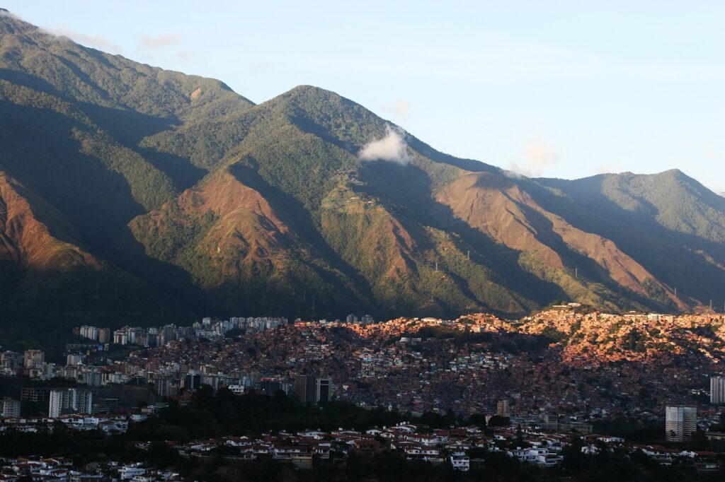 caracas, venezuela, elhatillo-5197107.jpg