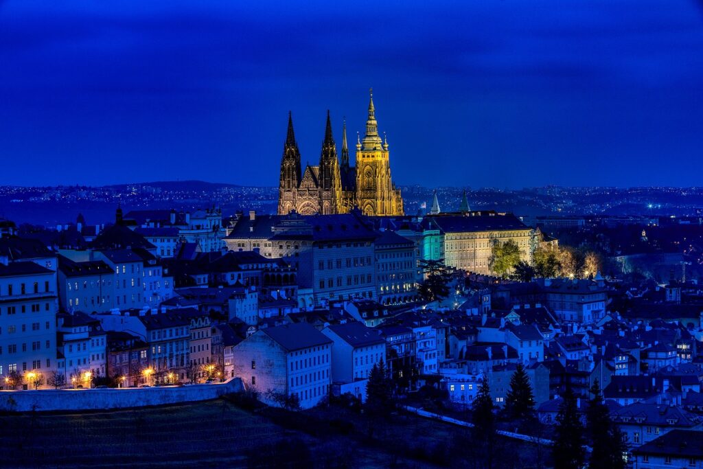 city, buildings, prague-5818738.jpg