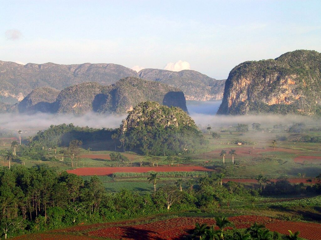 cuba, mist, mountain landscape-229356.jpg