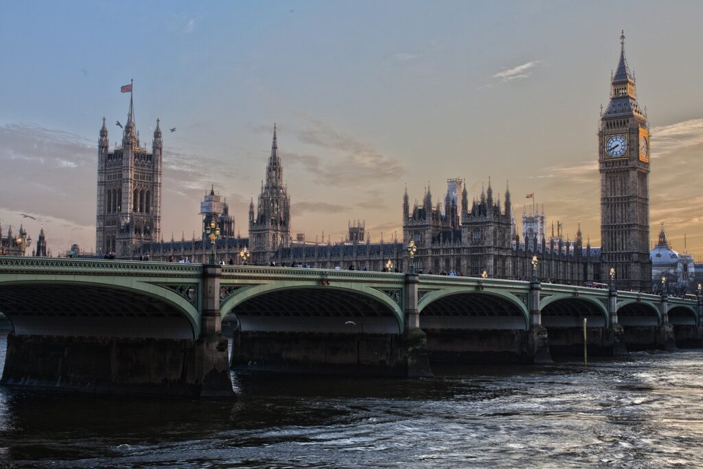 palace, london, parliament-530055.jpg