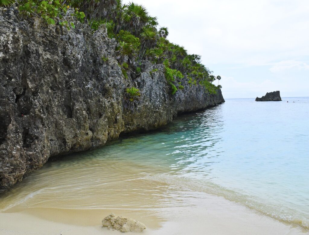 roatan, honduras, rock-657960.jpg