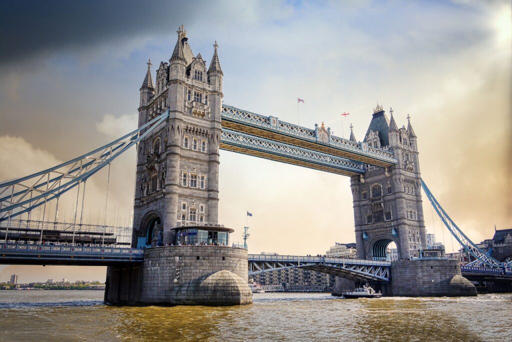 tower bridge, bridge, river-5727975.jpg