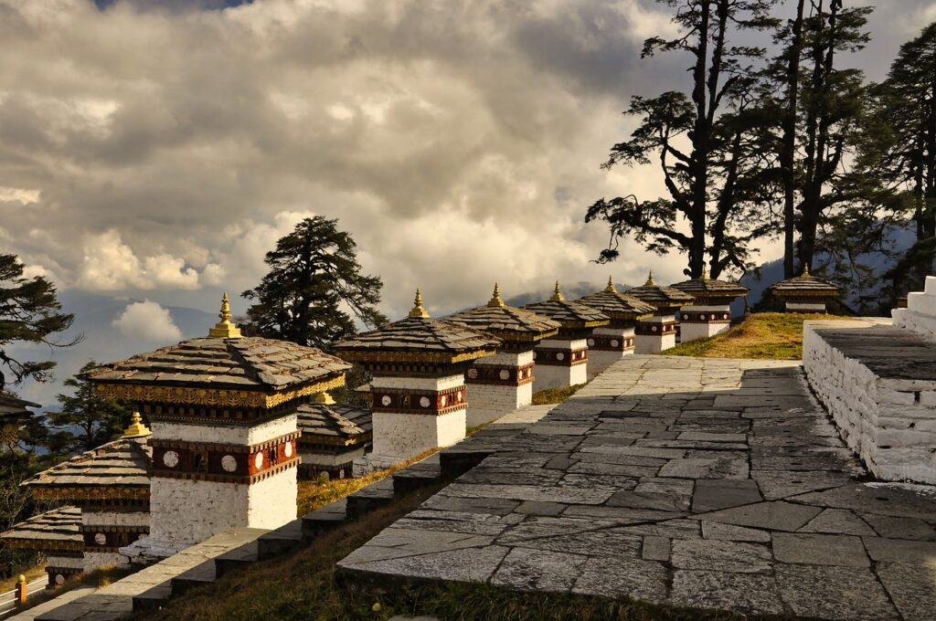 buildings, buddha, bhutan-6737200.jpg