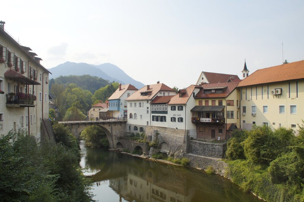 skofja loka, flow, slovenia-4518173.jpg