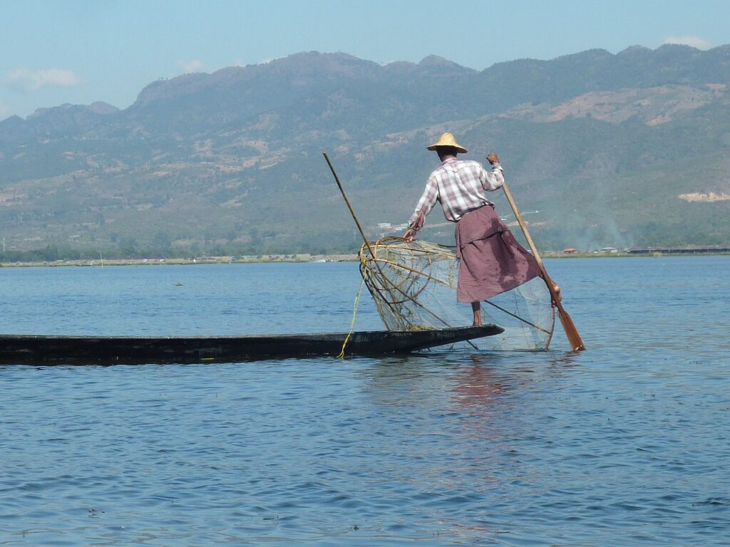 burma, inle lake, myanmar-2249016.jpg