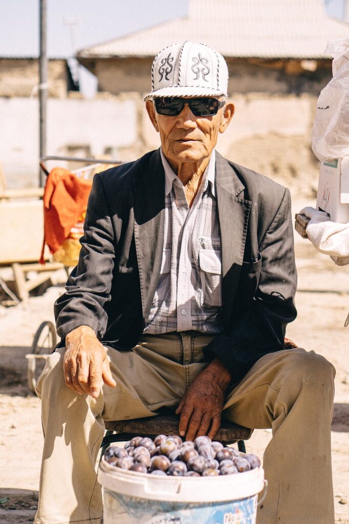 grandfather, dealer, turkestan-7595669.jpg