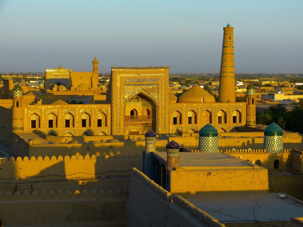 khiva, city, cityscape-198685.jpg