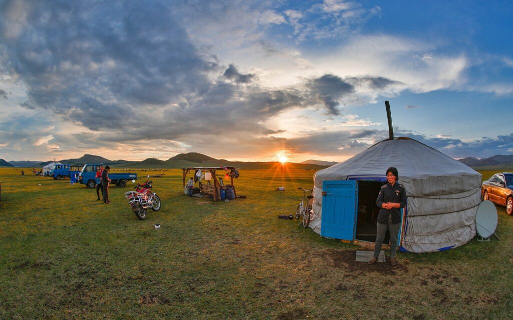 nomad, nature, mongolia-2141234.jpg