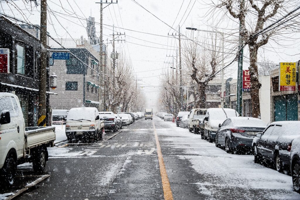 road, street, snowfall-5949640.jpg