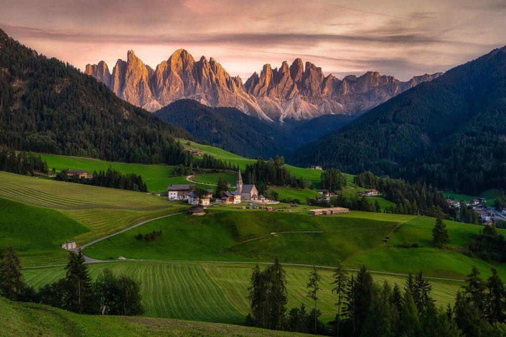 funes, dolomites, italy-4984899.jpg